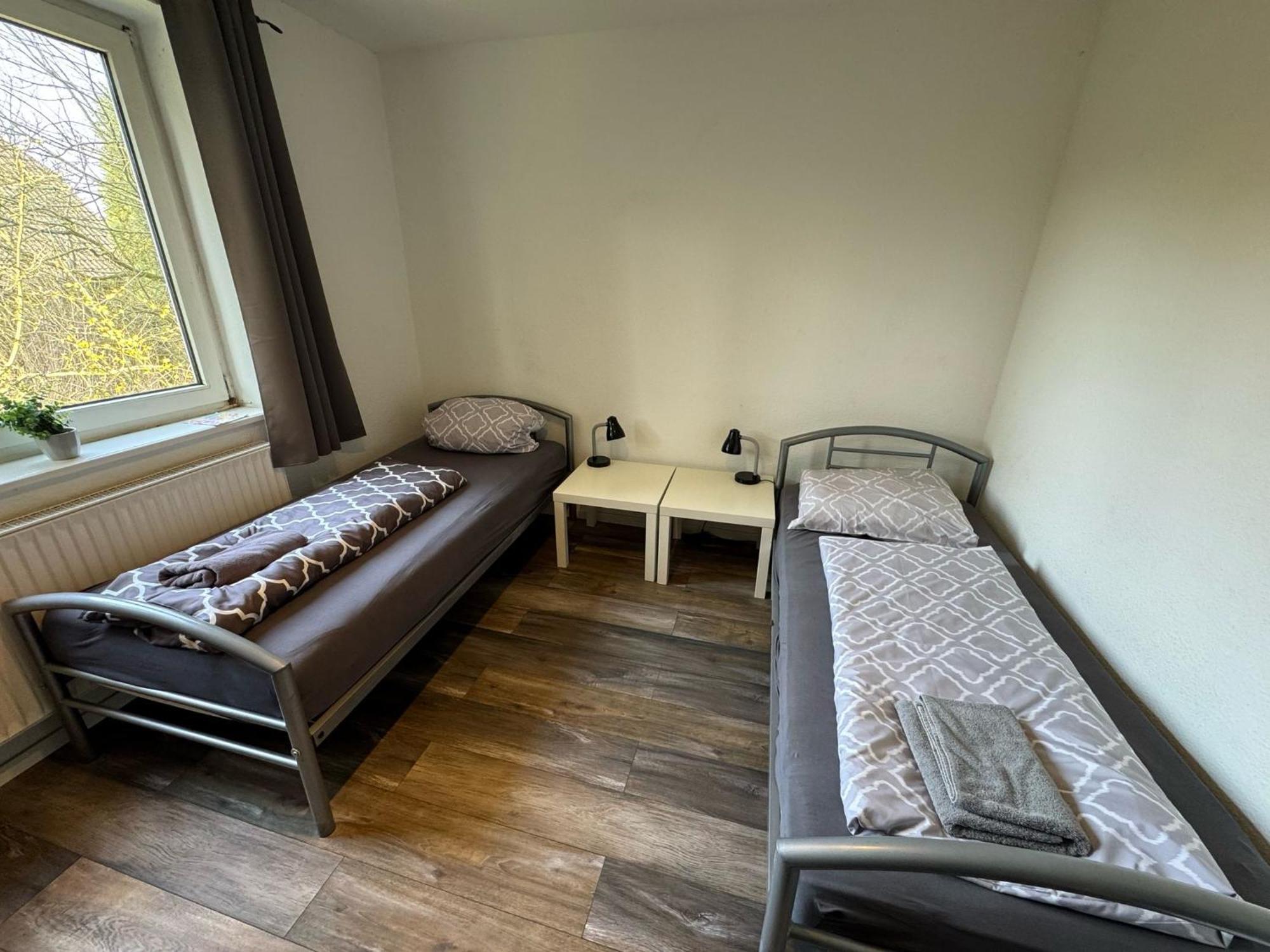 Ruhige 3-zimmerwohnung Im Norden Bremens Fuer Monteure Und Geschaeftsreisende Pm 33 Eg * Bremen