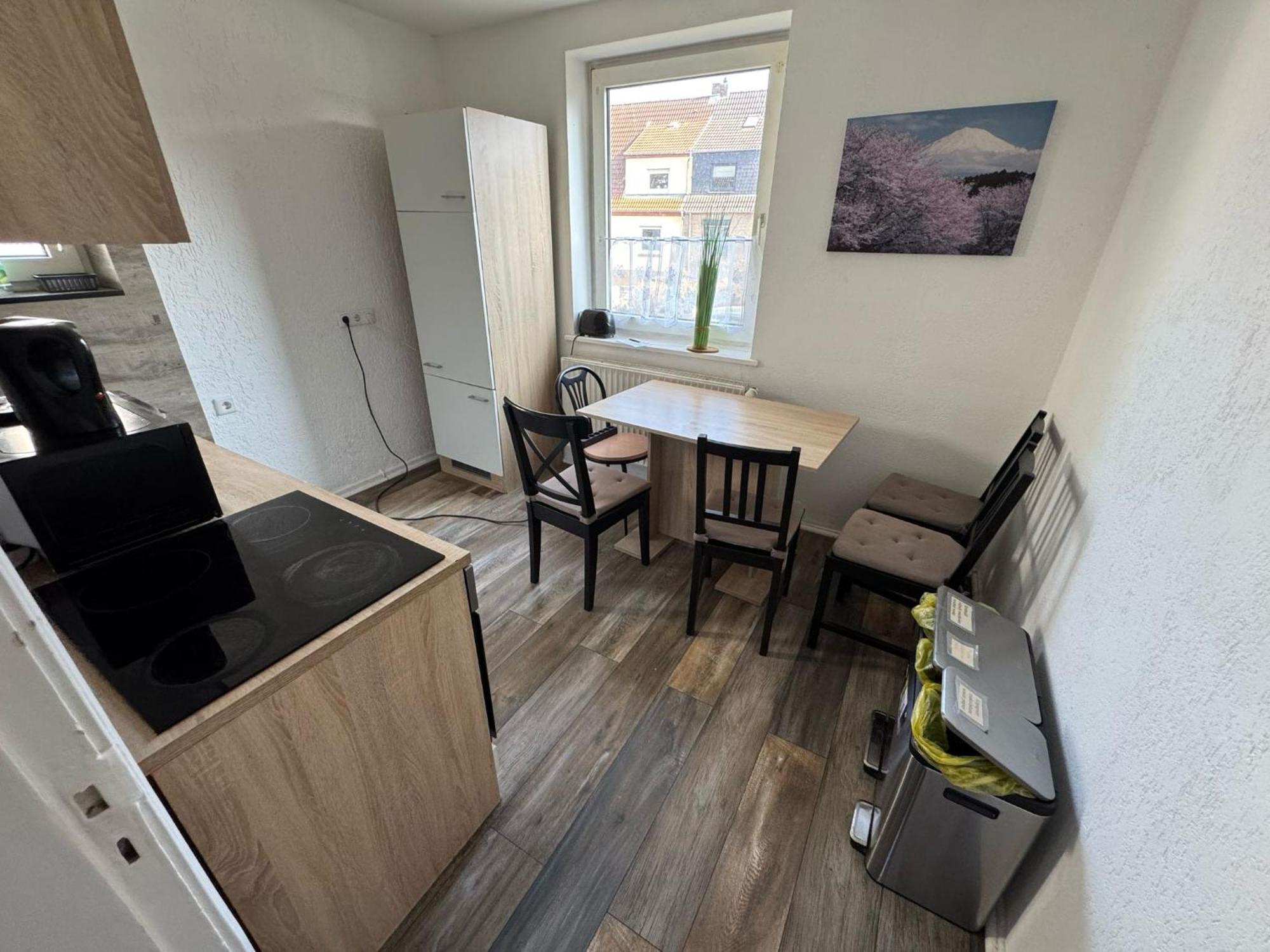Ruhige 3-zimmerwohnung Im Norden Bremens Fuer Monteure Und Geschaeftsreisende Pm 33 Eg BRE